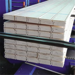 Elosbois Structures Et Toitures Planche De Rive Sapin Nord C+R - Traité Classe 3 Vert - 21x170 Mm